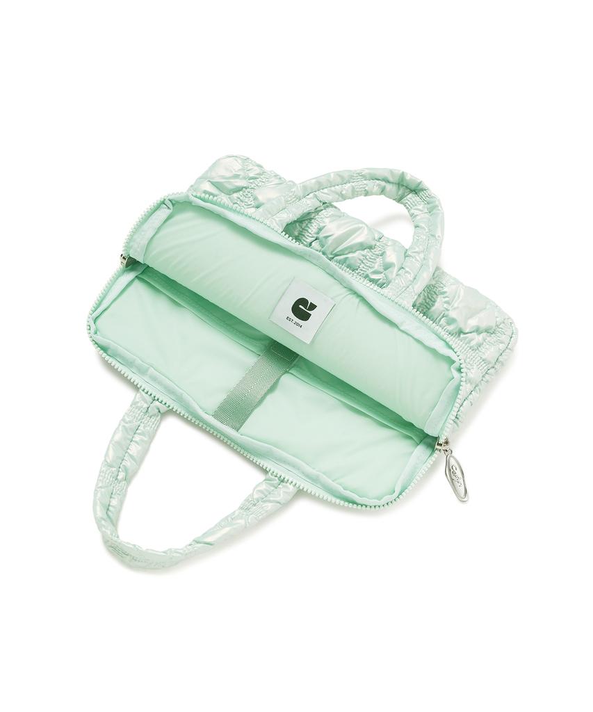 Carlyn Jenna Ipad Pouch 11-Inch W75133010