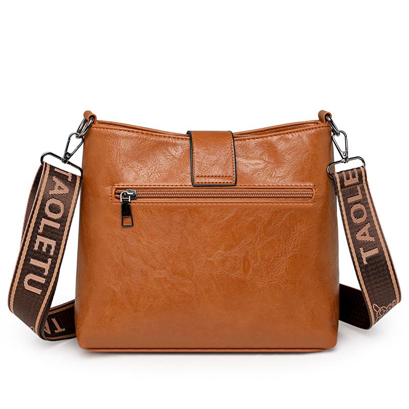 Retro Shoulder Bag 2025 Summer Casual Bucket Crossbody Bag For Women Messenger Bags Brown PU Leather Tassel Ladies Handbag