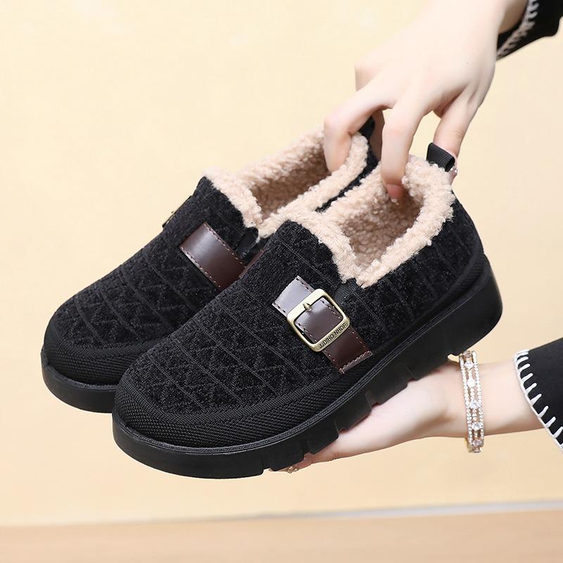 Old Beijing cloth shoes women's new winter velvet warm thick-soled non-slip comfortable mother shoes cotton shoes