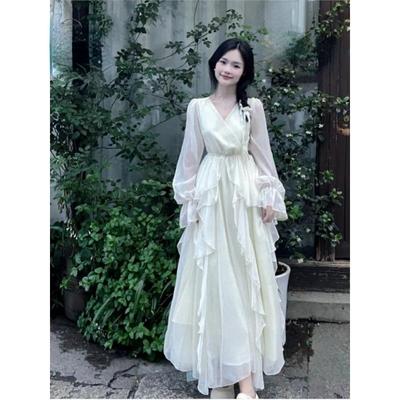 New French Style Retro Gentle White V-neck Dress Design Long Sleeve Ruffled Laminate Ankle Solid Color Dress