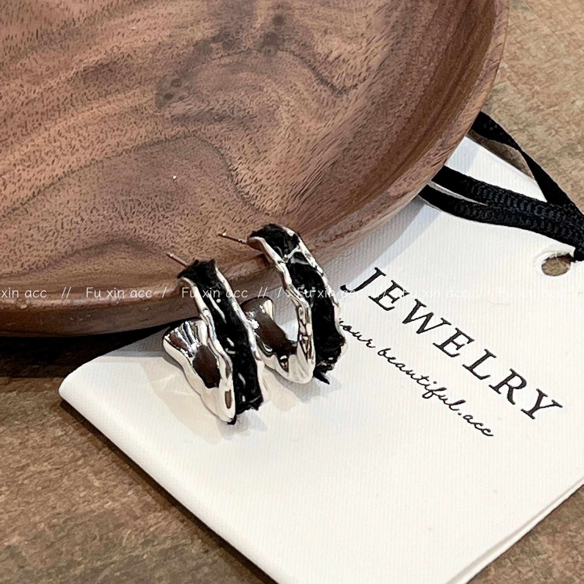 

Корейские серьги-капли Dark Streamline Oil: Милый, изысканный розовый нестандартный дизайн для женщин - легкая роскошь, высокий класс, простота.