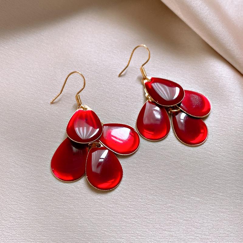 European and American exaggerated oil dripping water dripping fringed earrings temperament earrings earrings autumn and winter women