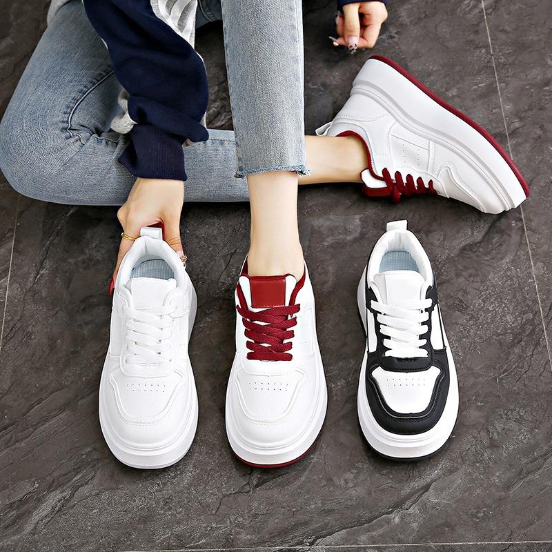 Women's Casual Sports Shoes Thick Bottom Low Tops Lace Up Vulcanised Shoes Lightweight Rubber Soled Winter Seas Adult Footwear