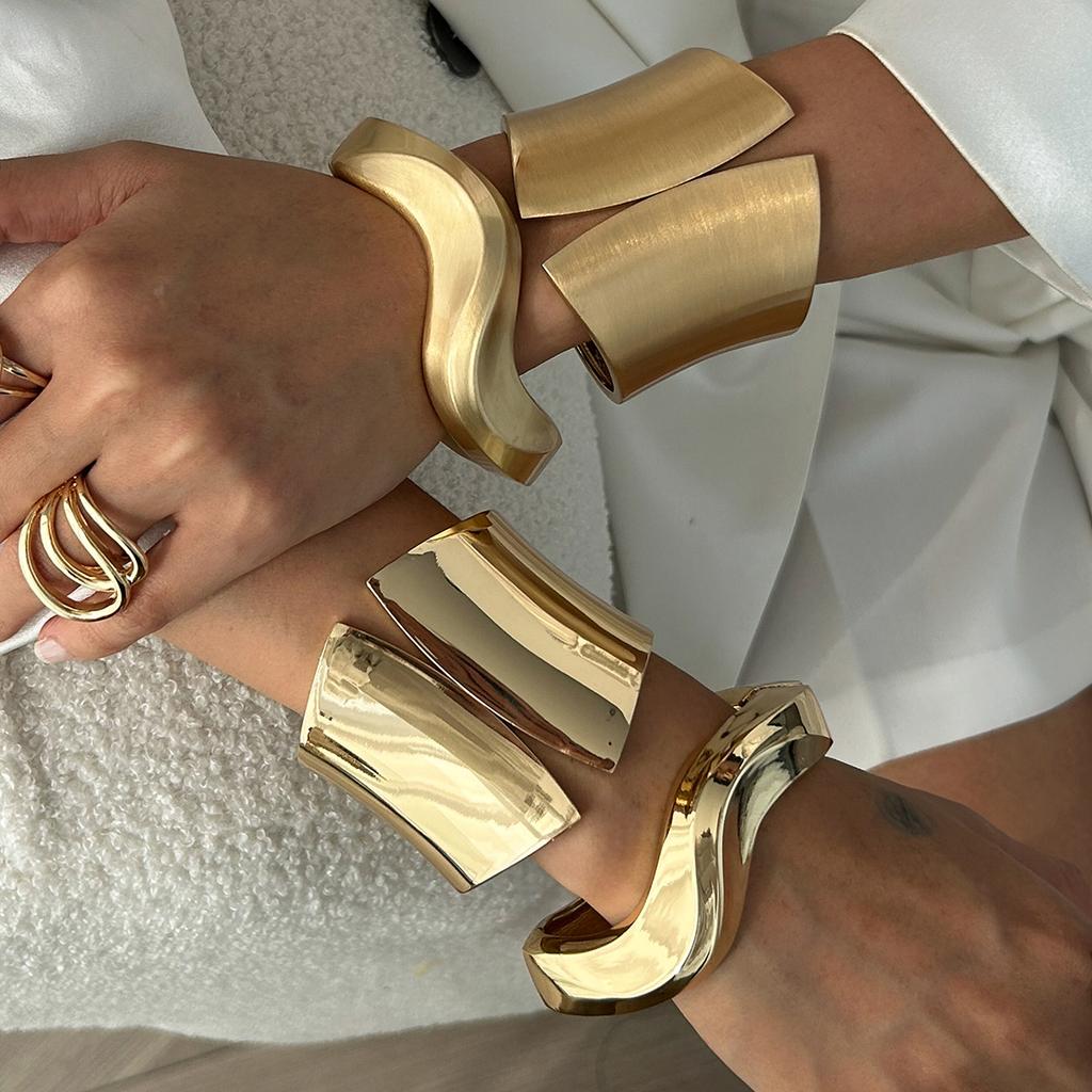 Design Sense Irregular Metal Wide Bracelet Bracelet Exaggerated Punk Glossy Spring Bracelet Female