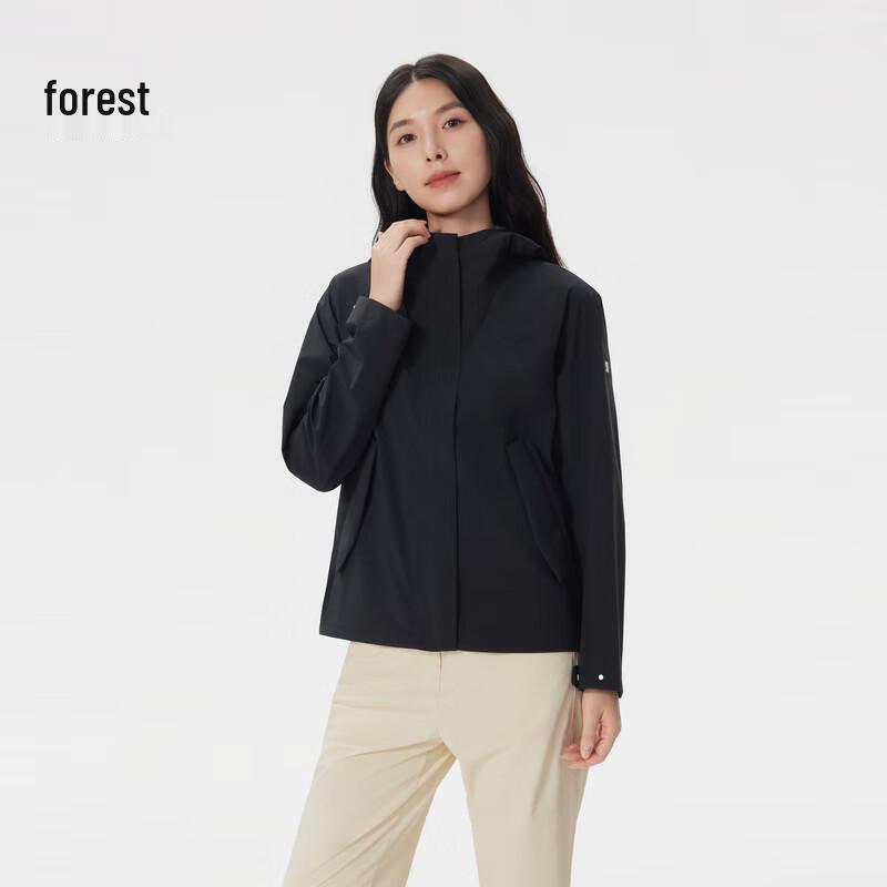 

KOLON SPORT Women s 3L Waterproof Commuter Jacket M