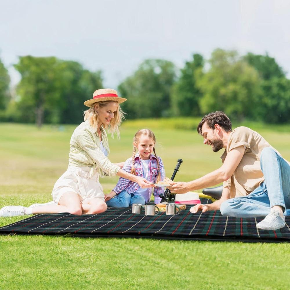 Picnic Mat Foam Blanket Waterproof Foldable Blanket With Fastening Green 200Cm