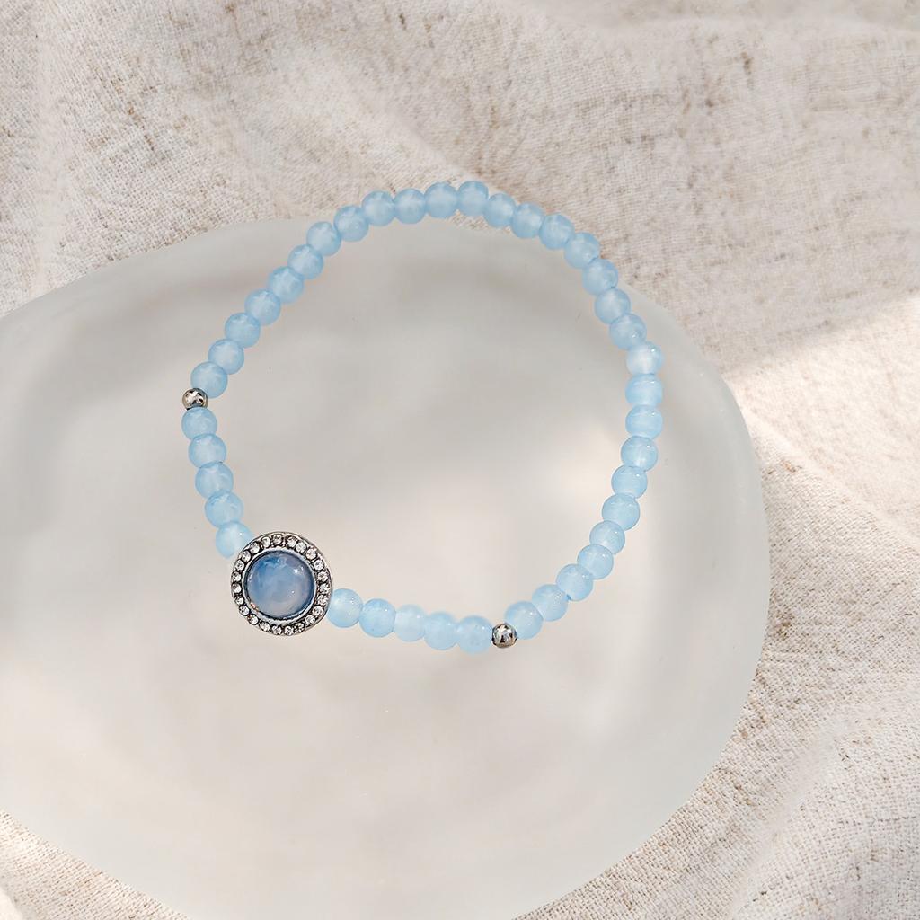 Sky Blue Translucent Beaded Small Fresh And Sweet Bracelet, Light Luxury High-End Feeling, Simple Cold Feeling, Fashionable Temperament Bracelet