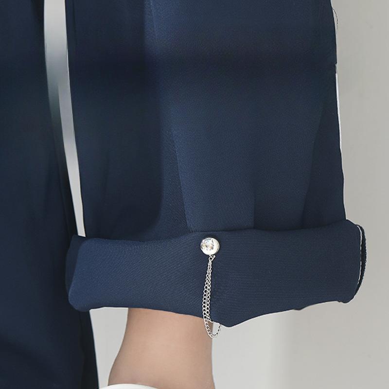 A Detachable Fixing Clip for The Cuffs and Hem of T-shirts with Magnetic Snap Fasteners On The Trouser Leg Chains