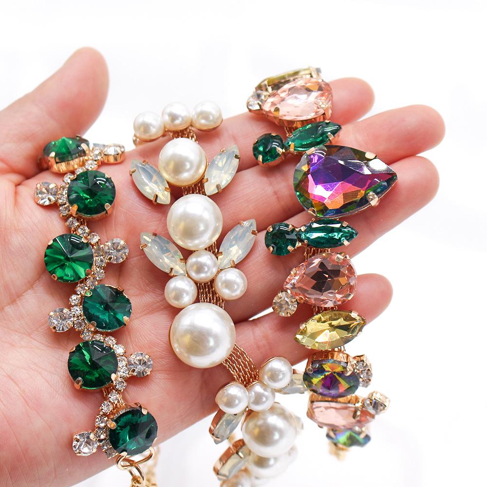 Princess Gem Pearl Necklace: Diamond Pet Collar for Cats and Dogs, Ideal for Weddings, Birthdays, and Photography.