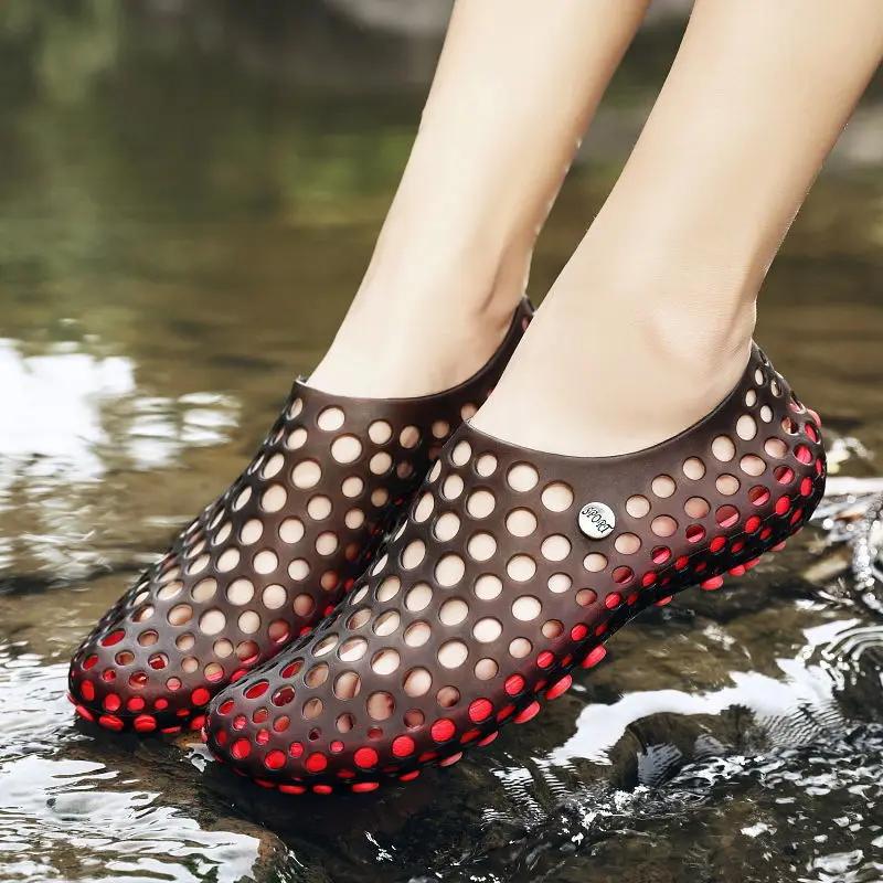 Fashion Non-slip Men's Sandal Ultralight Breathable Hole Shoes New Fashion Color Wholesale Comfortable Summer Low Price 2025 Male Shoe