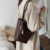 Retro and High-end Underarm Bag, Bucket Bag, Simple Single-shoulder Handbag, Small Carrying Bag