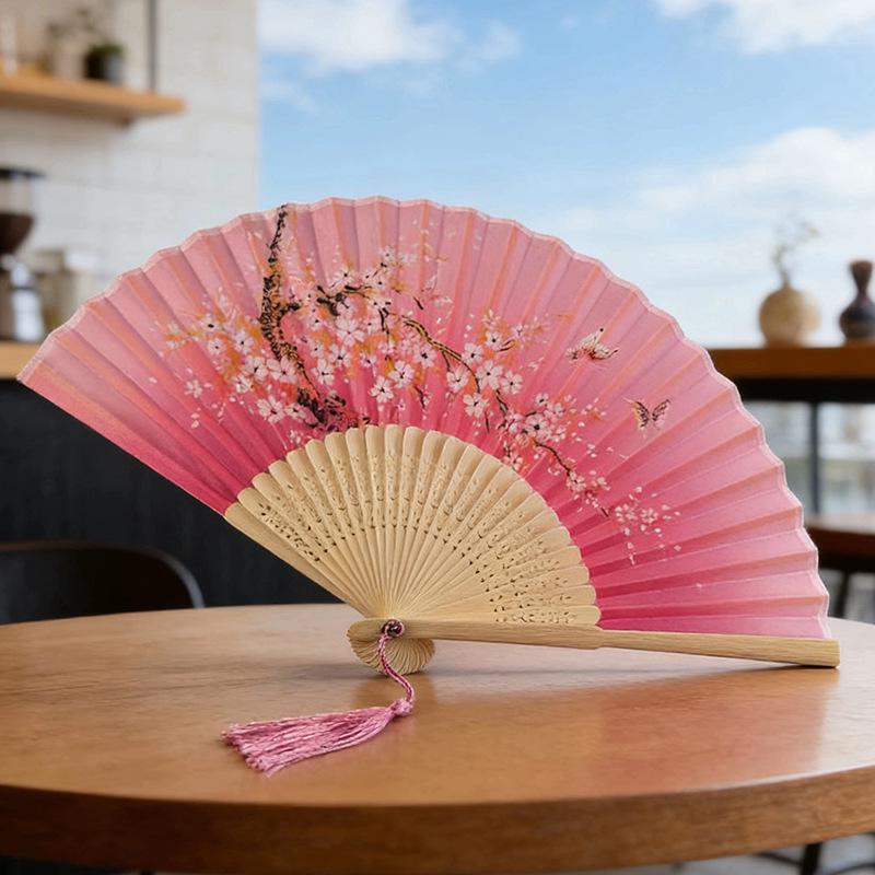 Retro-Tanzfächer im japanischen Stil für den Sommer - Klassischer antiker Stil