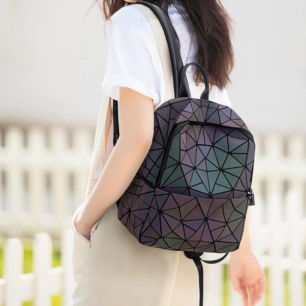 Новый рюкзак с геометрическим алмазным лазером — фото 4