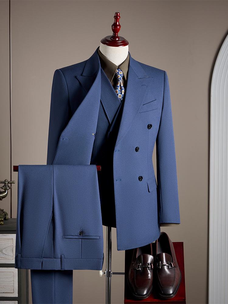 Costume Rayé Premium Double-Boutonnage pour Homme - Revers Pointu, Anti-froissage, Lavable en Machine, Idéal pour le Travail et les Occasions Formelles.