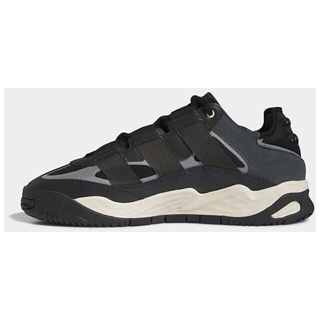 

Черные кроссовки для стритбола Adidas Basketball