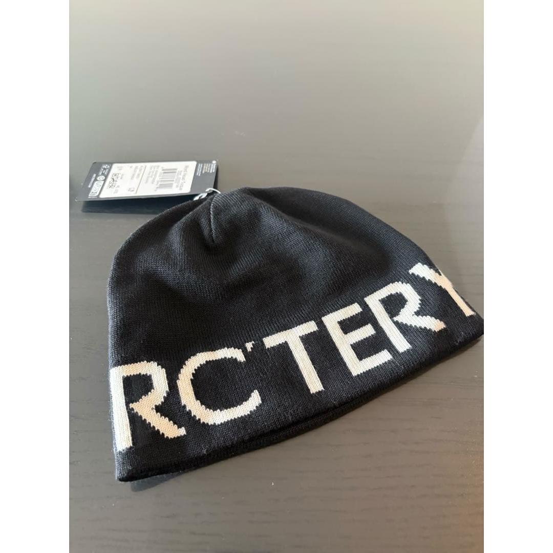 Used [New and unused] ARCTERYX Beanie with tag