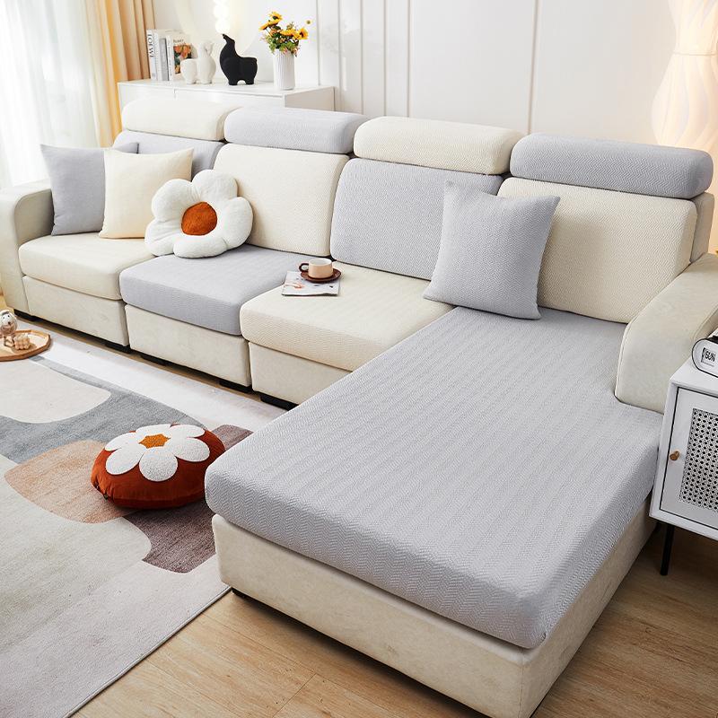 Letni Chłodny Pokrowiec na Sofę z Jedwabiu Lodowego Uniwersalny Całościowy Nowy Letni Antypoślizgowy Prosty i Świeży Sofa