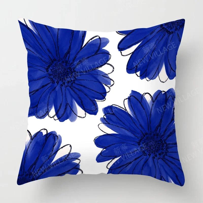 Doplňte dekoraci svého obývacího pokoje stylovým geometrickým povlakem na polštář v modrobílém květinovém vzoru Home Decor 45x45 40x40