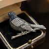 SKEDS Vintage Süße Kolibri Brosche Damen Corsage Mantel Pin Luxus Schmuck für Damen Hochzeitsfeier Accessoires Gutes Geschenk