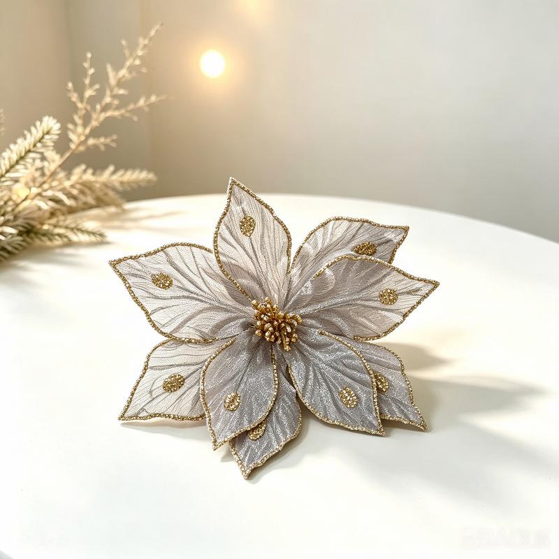 Luxurious and Sophisticated Christmas Flower Gold Powder Border Imitation Flower Wedding Decoration Set for Christmas Decoration.