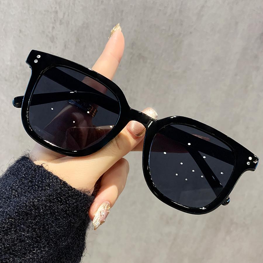 

Fashion Sunglasses for Men Women Vintage UV400 Protection Sun Glasses Unisex Square Frame Driving Shades Eyewear чорний