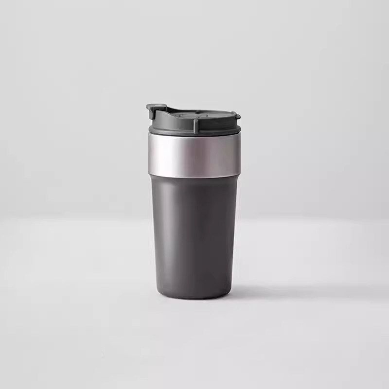 

German 316 Stainless Steel Thermos Cup for Boys and Girls Going to School, Large Capacity Insulated Cup, Coffee Cup, Straw Water Cup Black and Gray (Free Sling When Ordering)