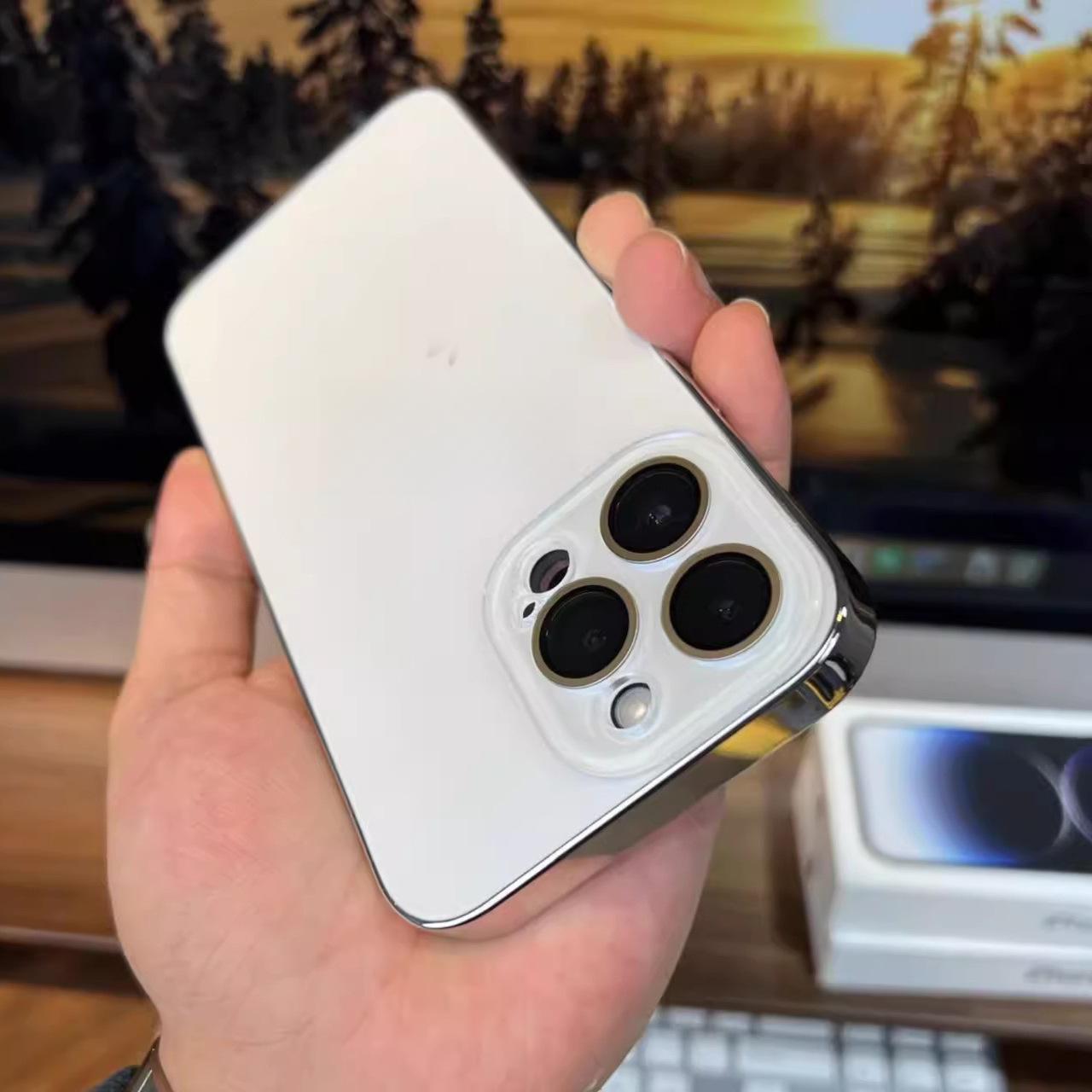 

Подходит для iPhone 16pro, высококачественный чехол для мобильного телефона Apple 15, гальванизированная рамка, оригинальная машина 14, простой защитный чехол I13 iPhone14Pro белый