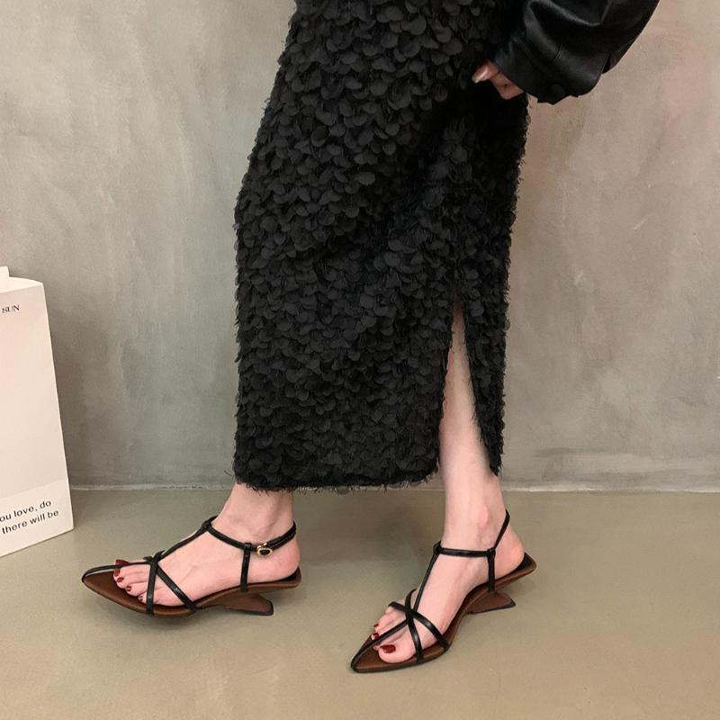 Fashion Mid Heels Women Sandals Pointed Toe Shoes Elegant Slippers 2025 Designer Pumps Flip Flops Trend Slides Sexy Sandalias De Mujer
