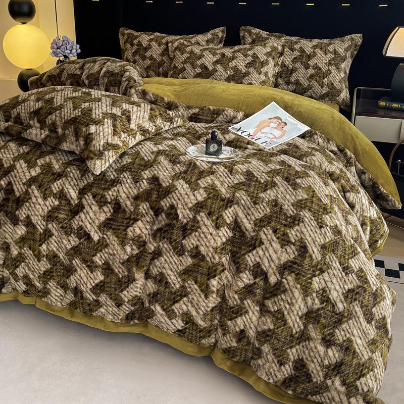 Retro Light Luxury Leopard Print Thickened Rabbit Plush Milk Plush Four-Piece Set A Maternal And Infant Grade Bed Sheet Quilt Cover Bed Hat