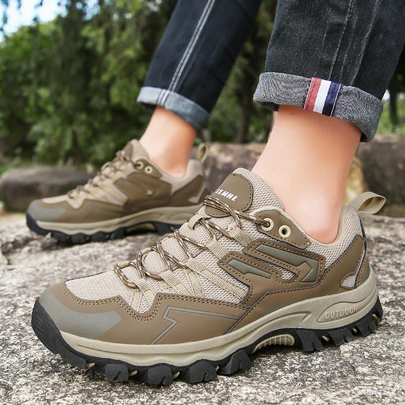 Plus size outdoor hiking shoes, couple shoes, casual breathable sneakers, short trip hiking shoes, mesh