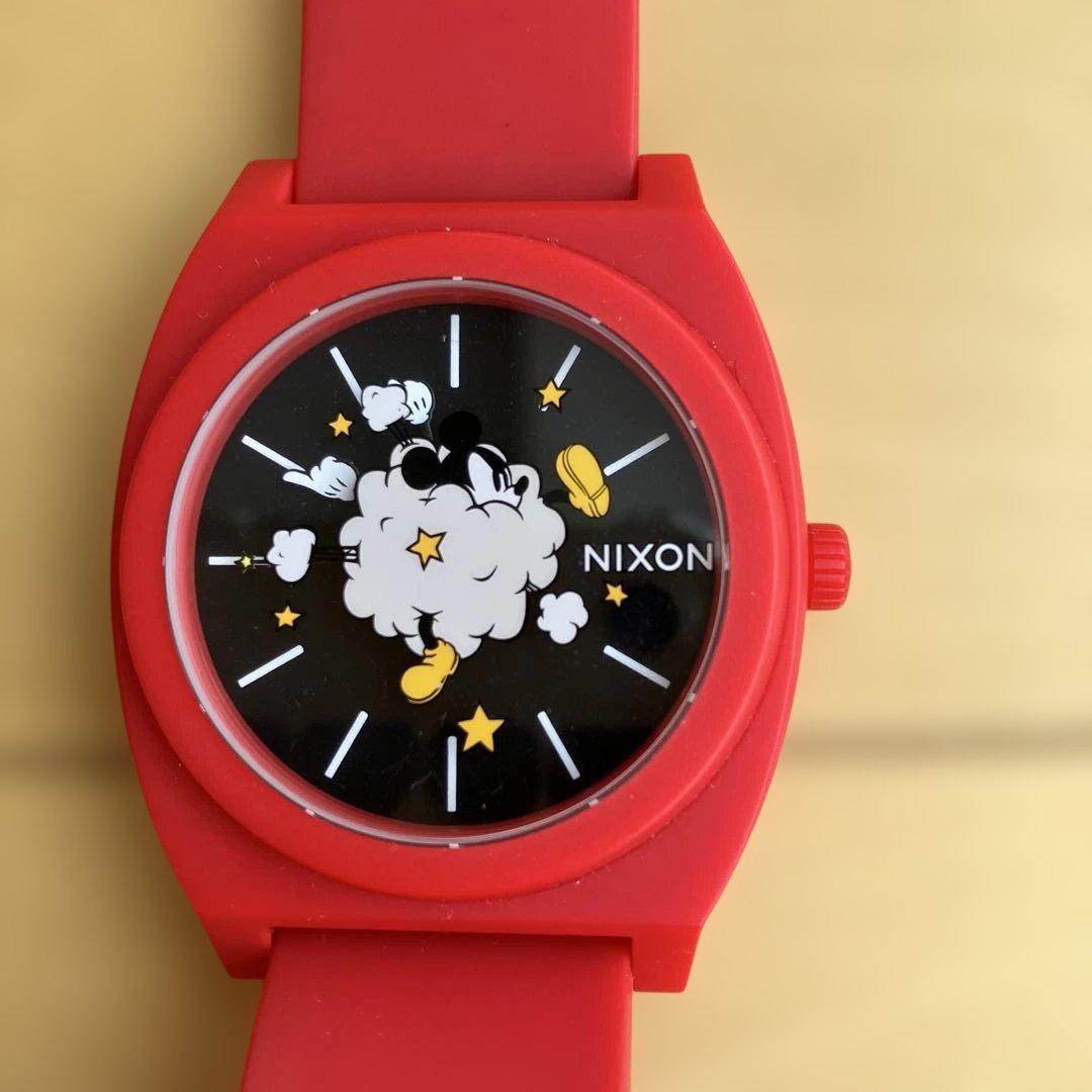 Подержанные часы NIXON x Disney Микки Маус