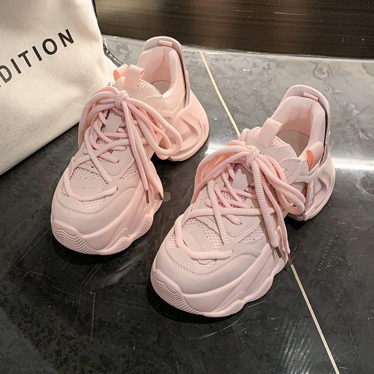 

Европейская станция 2025 Новые кожаные европейские папины кроссовки Женские на толстой подошве Универсальные для увеличения роста Стройнящие Повседневные Спортивные Маленькие белые кроссовки 35 розовый