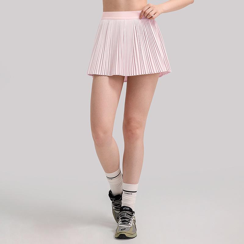 "Breezy, hip-covering athletic skirt: slimming, pleated design for outdoor fitness, tennis, and yoga."
