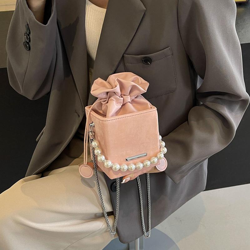 High-end small bag women's 2025 new casual chain bag fashionable and simple shoulder bag pearl messenger bag