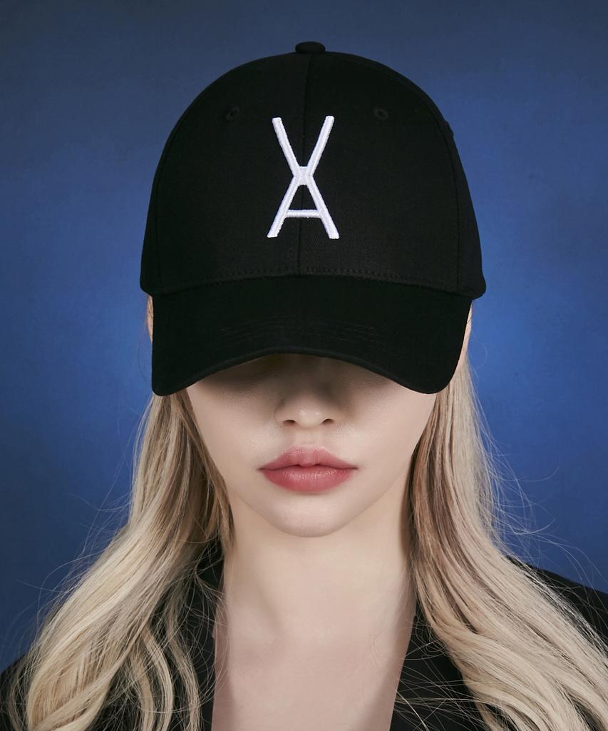 Bajal Va Big Logo Oversized Buckle Cap Black