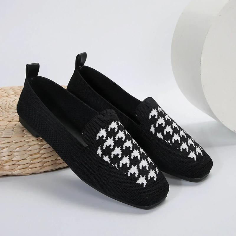 Ladies Casual Knitting Shoes Square Toe Flat Sole Fly Weave Soft Lightweight Large Size Casual Shoes Platform Sandals Footwear