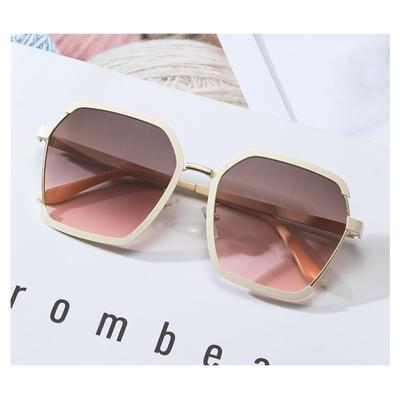 Glasses Trend Retro Metal Half-frame Sunglasses Street Shooting Europe and The United States Sunglasses Female UV Protection.