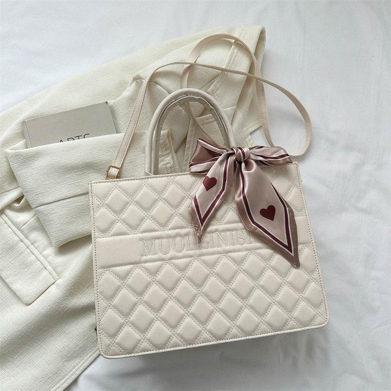Popular Fashion Diamond Grid Embroidery Thread Korean Version Gentle Temperament Scarf Handbag, New Tote Bags