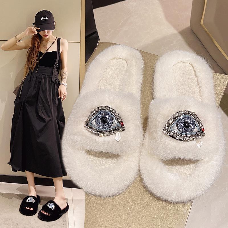 Fashion Women Winter Fashion Soft Warm New Comfort Flat Fur Slipper Outside Fluffy Slippers Indoor Soft Plush Shoe Women Luxury Slippers