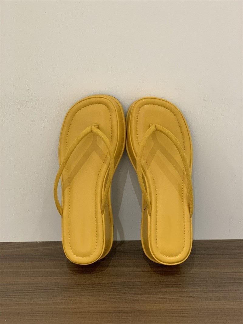 

Thick-soled heightened pinch-on flip-flops, fairy shoes, holiday wedges, sandals 39 жовтий