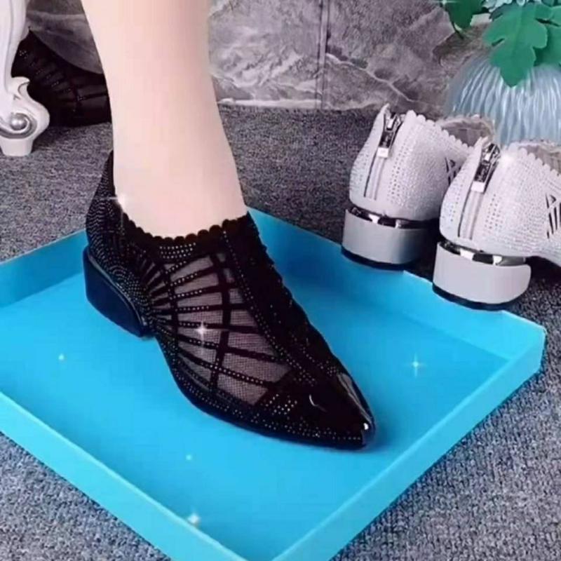 Hollowed Out Mesh Yarn High Heeled Sandals Water Diamond Breathable Low Heel Pointed Head New Fashion Summer
