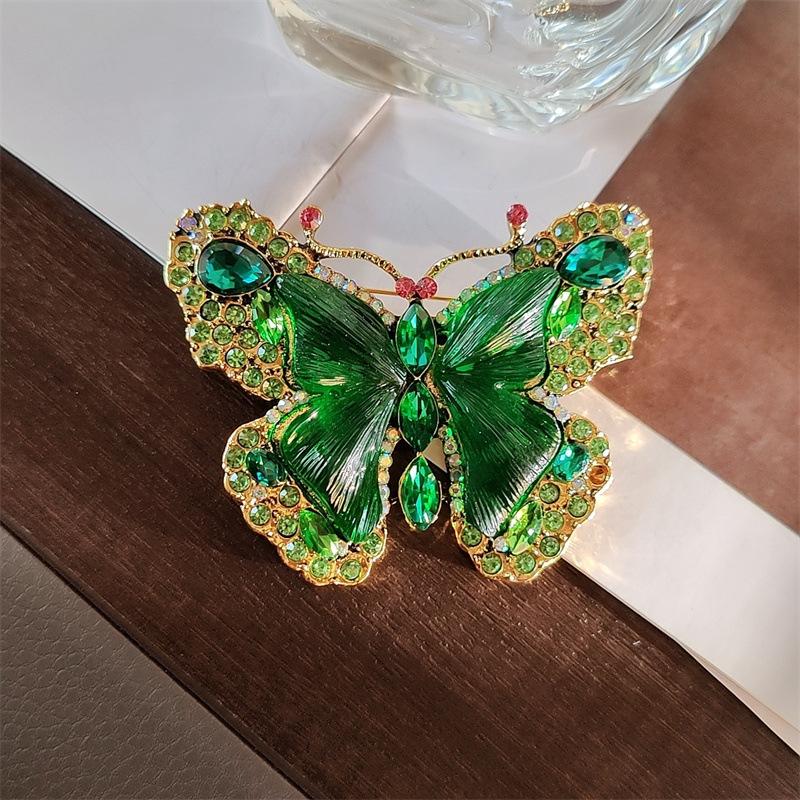 Vintage Butterfly Brooches for Women Ladies Beauty Rhinestone Crystal Butterfly Pins Party Office Brooch Pins Jewelry Gift