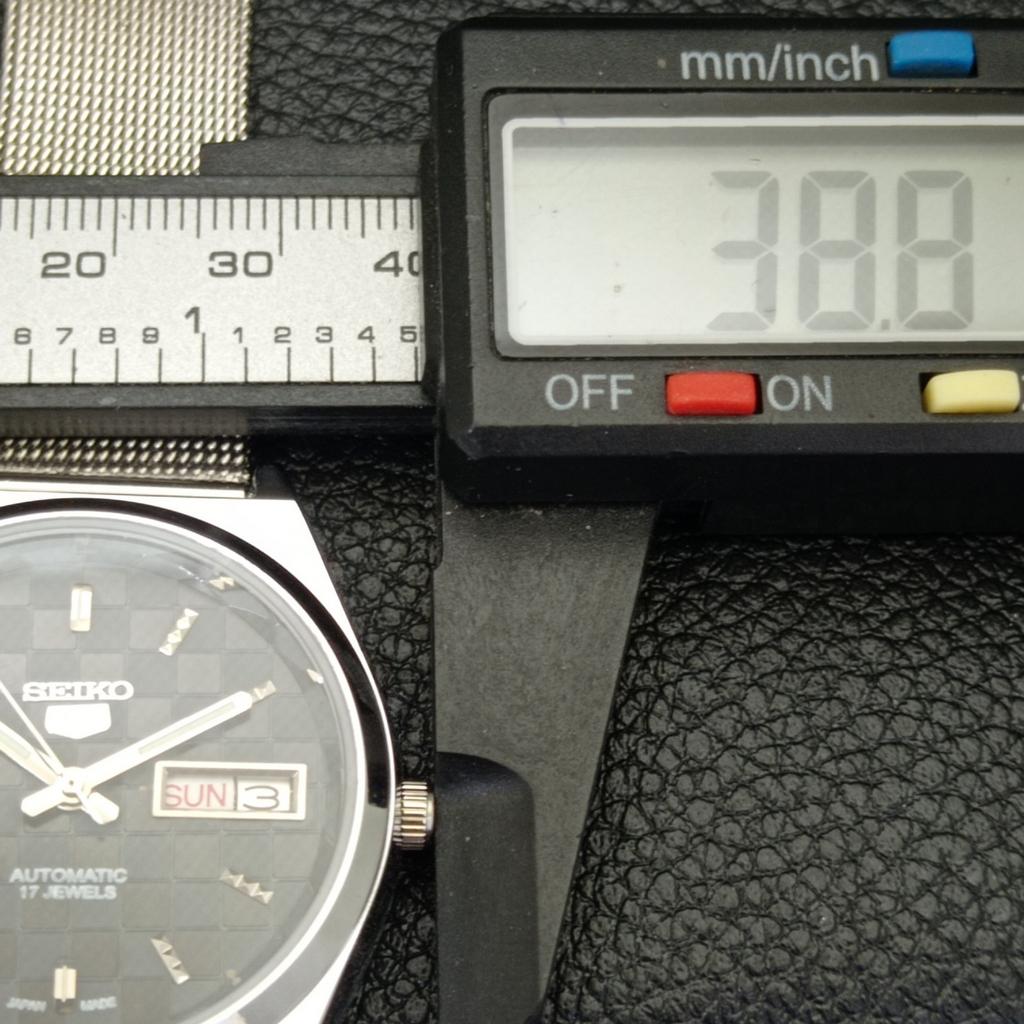 Seiko 5 AUTOMATIC JAPAN MENS 6309A REFURBISHED BLACK COLOR DIAL WATCH A440271-4 Sk-a440271-1