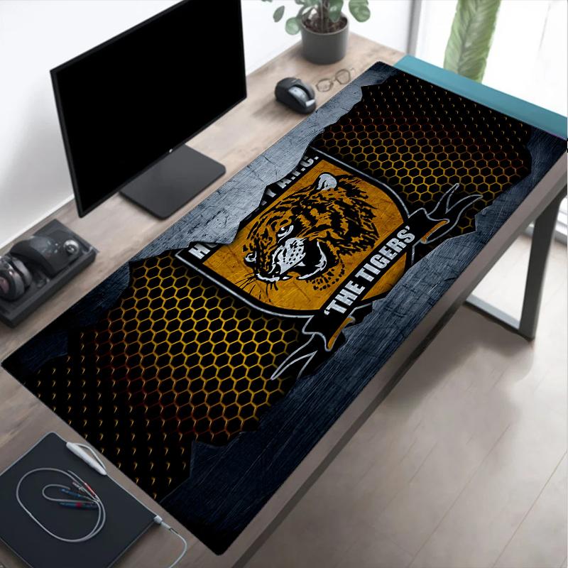 Strength And Courage Hull Throws Blanket Flannel Blankets Plush for Couch Bed Gifts for Men Women Travel picnic blanket Christmas fan gifts