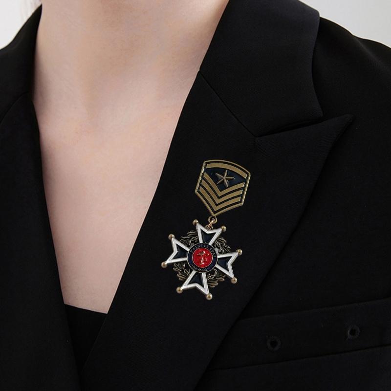 Antique Martial Enthusiast Badge Historical Value Collectible Emblem Badge Metal Pin for Clothes Decoration