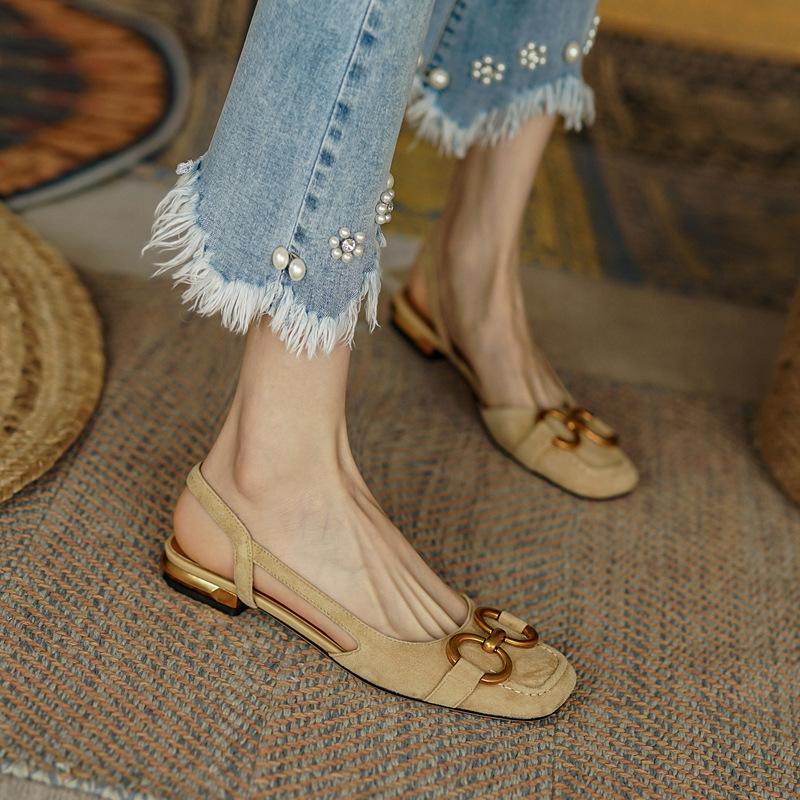 ins retro style~ 2022 new flat-soled sandals women's summer bag head thick heel horse title buckle low heel single shoes Muller shoes