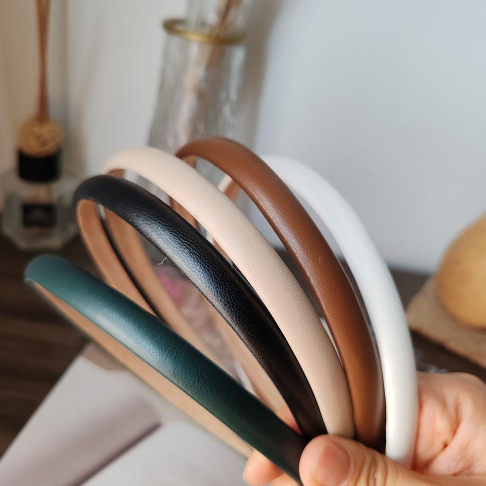 Mode PU Einfarbig Gut Lünette Kopfbedeckung Damen Stirnband Mädchen Vintage Haarbänder Haarband Reifen für Feiertagsparty Haarschmuck