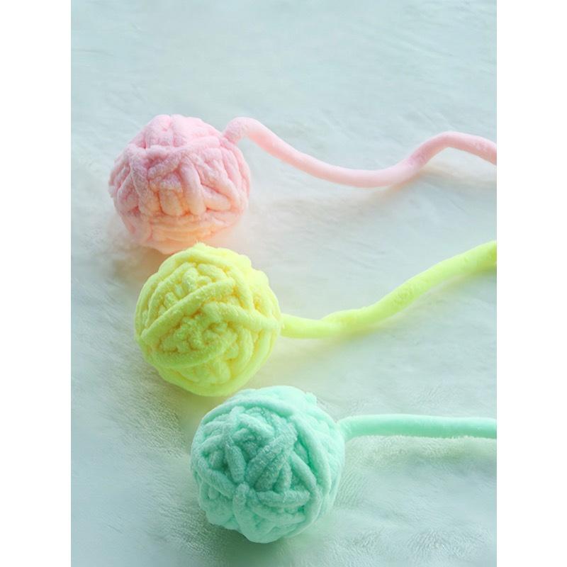 1PC Plus Cat Teaser Ball Multi-Colored Cat Fuzzy Balls&Yarn Soft Interactive Cat Toys For Indoor Cats Self Play, Cat Supplies