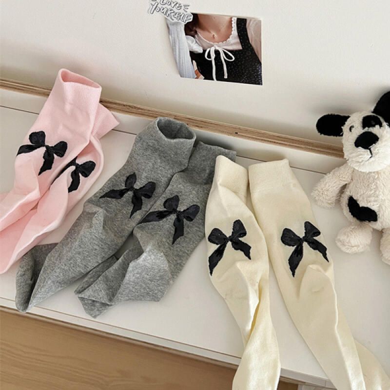 Laro back-neck ribbon printing daily long socks gray