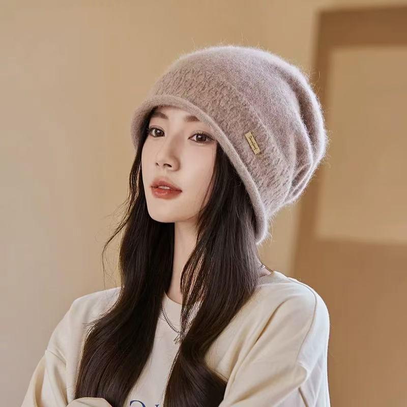 Autumn and winter hats women's cold hats big head circumference versatile knitted thin crimped outdoor stacking hats women's winter
